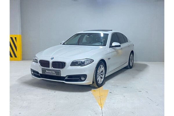 BMW 520i Sedan