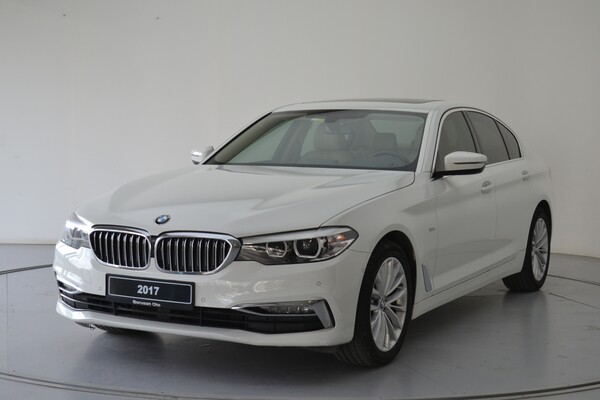 BMW 520i Sedan